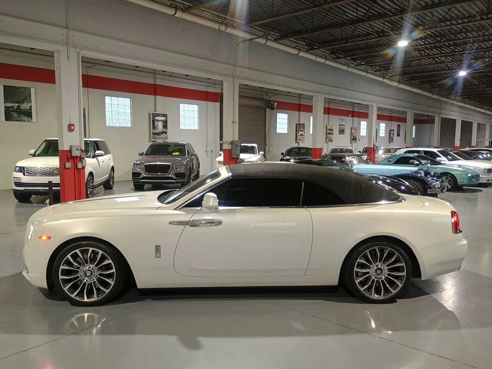 2018 Rolls-Royce Dawn - Image 2 of 12