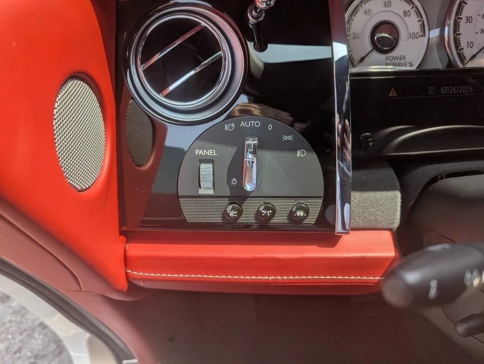 2018 Rolls-Royce Dawn - Image 15 of 21