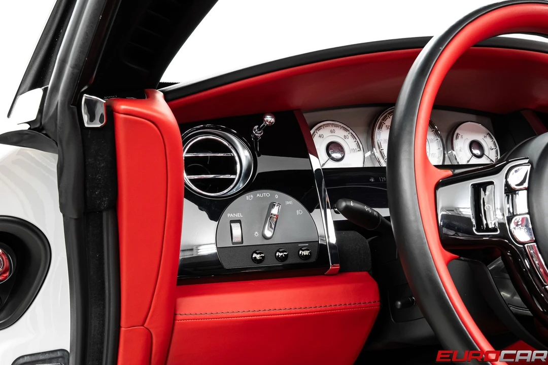 2018 Rolls-Royce Dawn - Image 29 of 31
