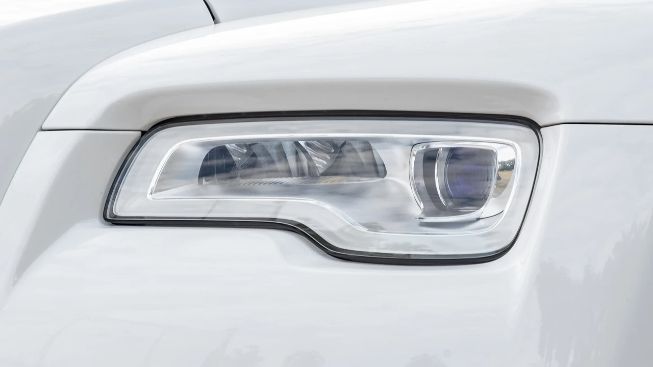 2018 Rolls-Royce Dawn - Image 18 of 31