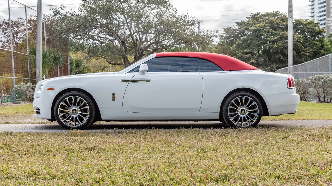 2018 Rolls-Royce Dawn - Image 16 of 31