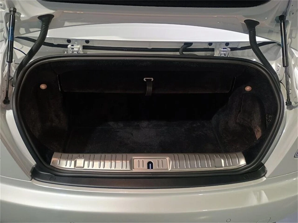 2018 Rolls-Royce Dawn - Image 25 of 31