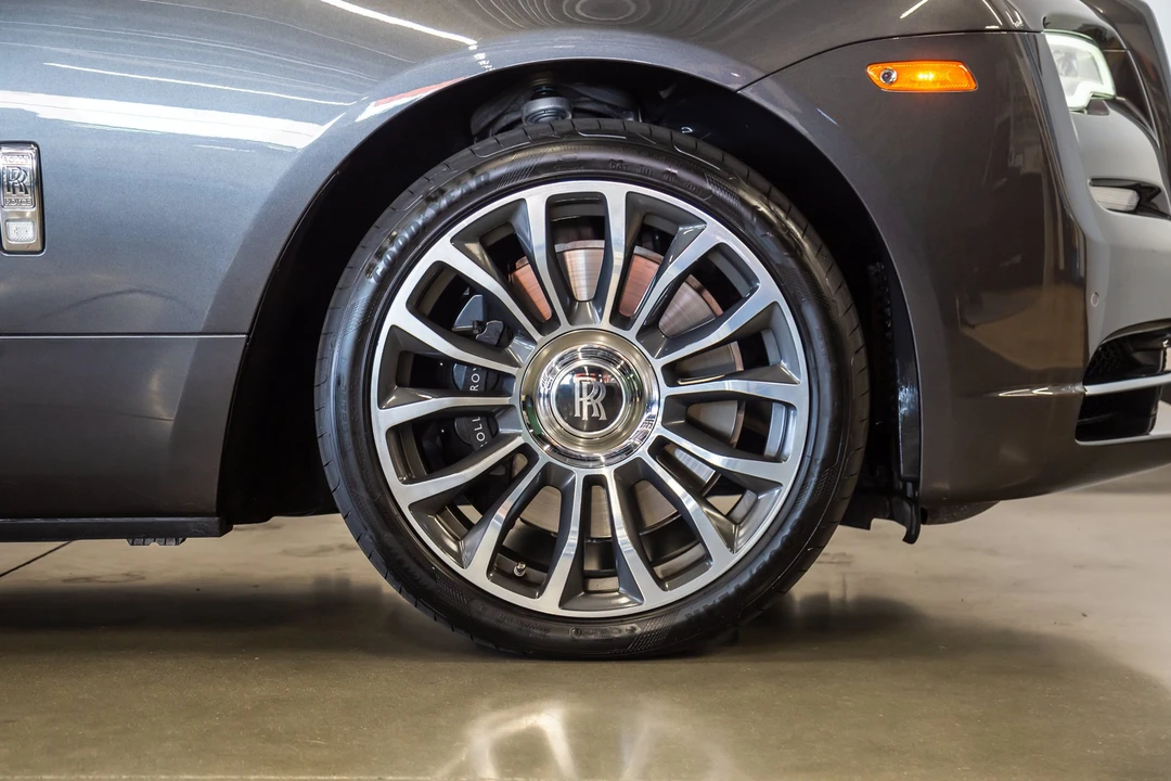2018 Rolls-Royce Dawn - Image 19 of 31