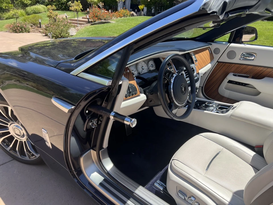 2018 Rolls-Royce Dawn - Image 16 of 31
