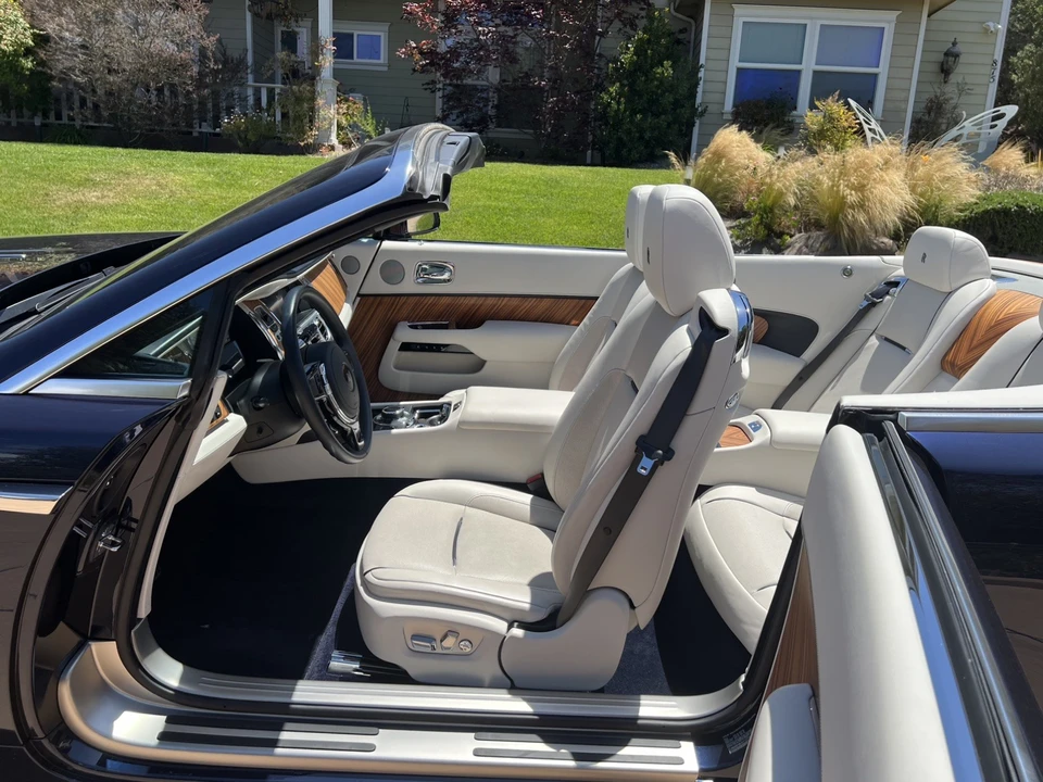 2018 Rolls-Royce Dawn - Image 14 of 31