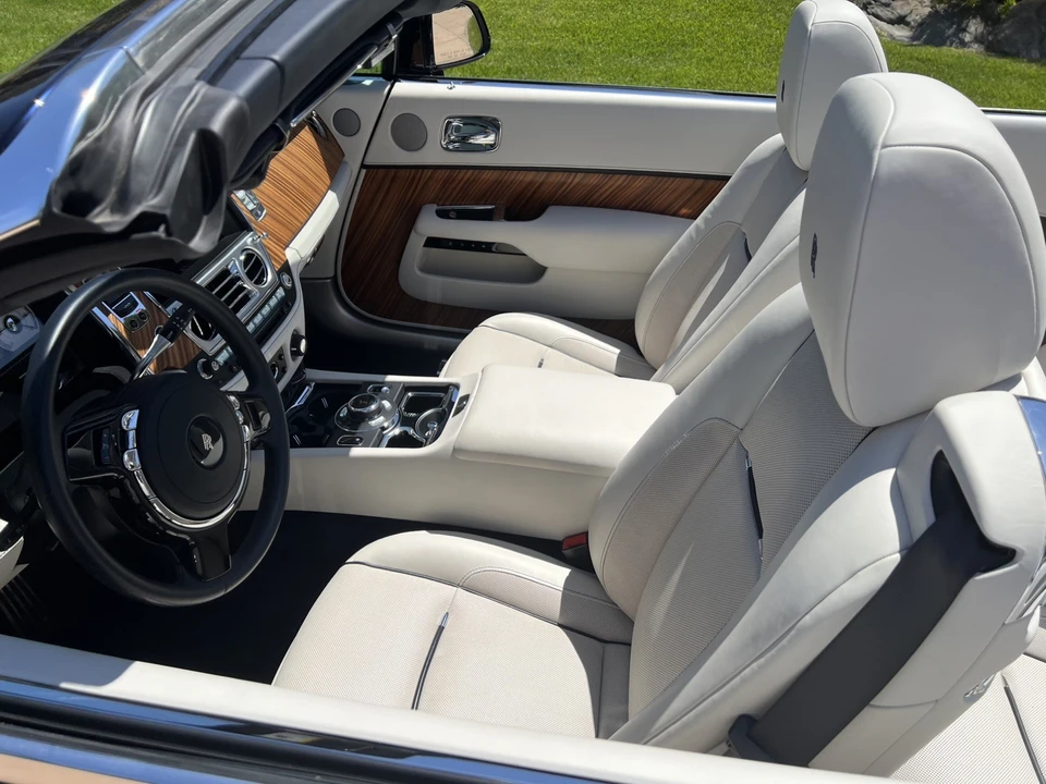 2018 Rolls-Royce Dawn - Image 20 of 31