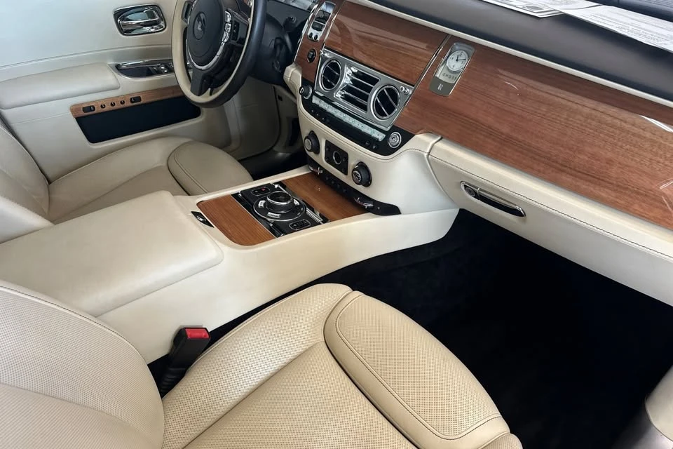 2018 Rolls-Royce Ghost 1st Gen - Image 17 of 19