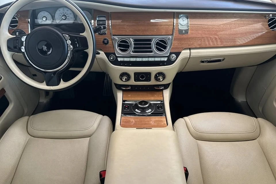 2018 Rolls-Royce Ghost 1st Gen - Image 16 of 20