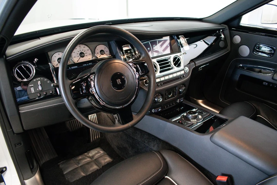 2018 Rolls-Royce Ghost 1st Gen - Image 2 of 21