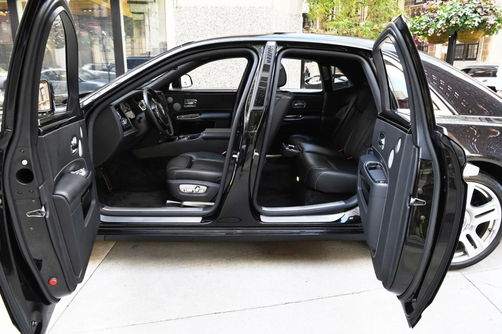 2018 Rolls-Royce Ghost 1st Gen - Image 8 of 12