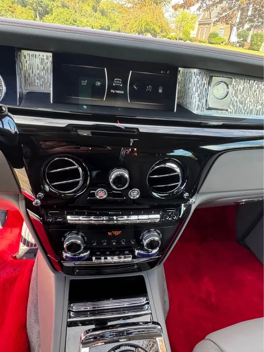 2018 Rolls-Royce Phantom VIII - Image 9 of 16