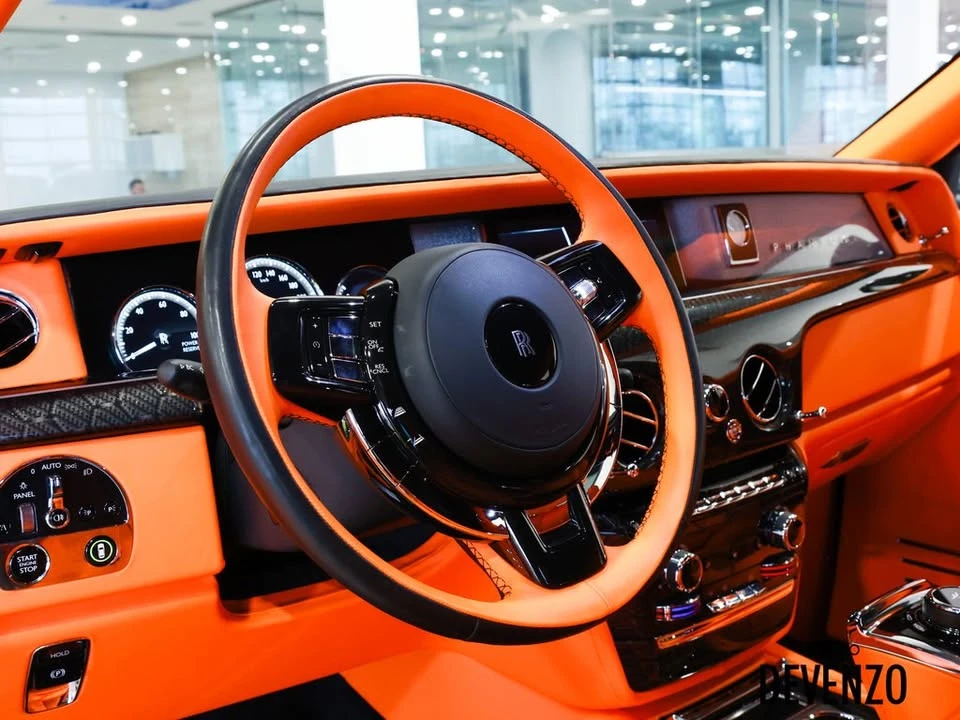 2018 Rolls-Royce Phantom VIII - Image 15 of 20