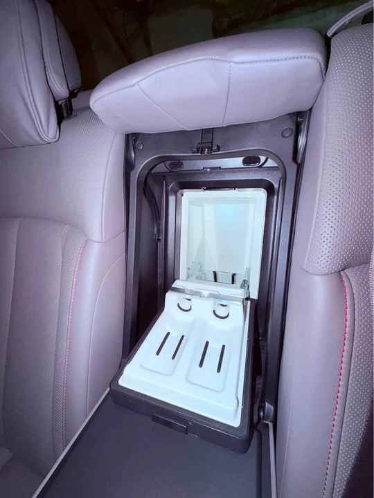 2018 Rolls-Royce Phantom VIII - Image 18 of 19