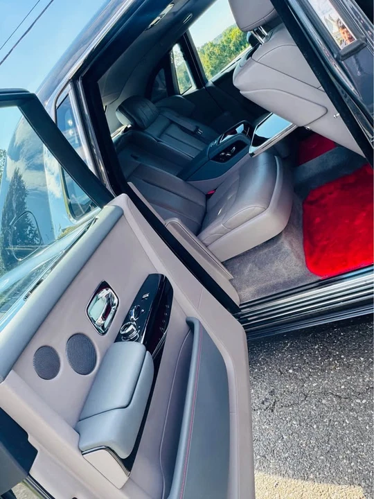 2018 Rolls-Royce Phantom VIII - Image 11 of 19