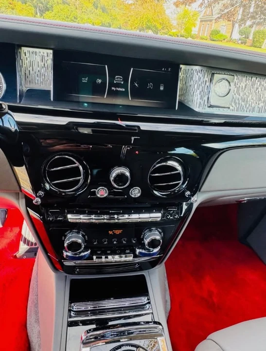 2018 Rolls-Royce Phantom VIII - Image 7 of 16