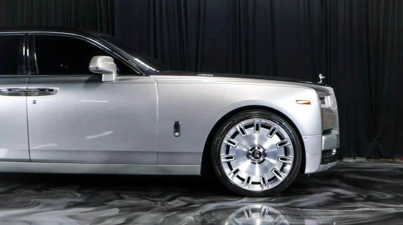 2018 Rolls-Royce Phantom VIII - Image 13 of 20