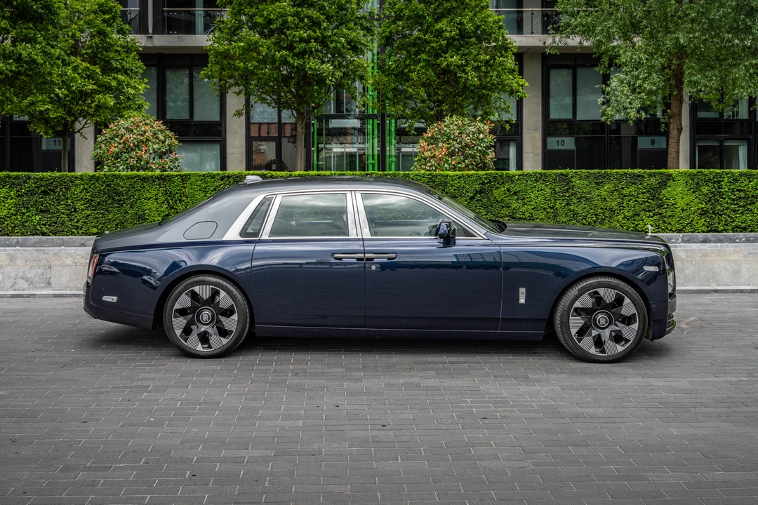 2018 Rolls-Royce Phantom VIII - Image 4 of 31