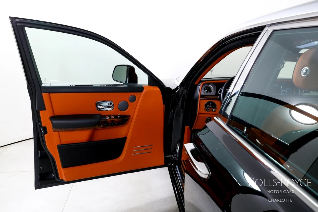 2018 Rolls-Royce Phantom VIII - Image 11 of 12