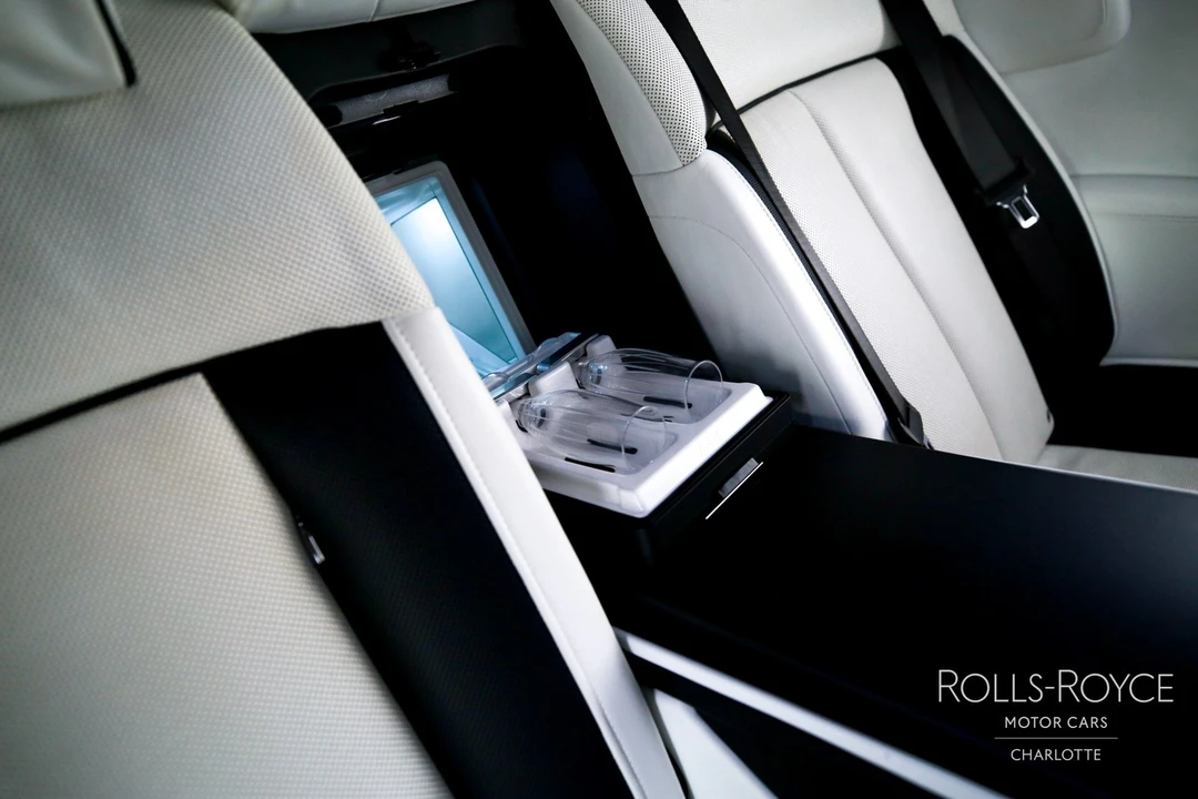 2018 Rolls-Royce Phantom VIII - Image 31 of 31
