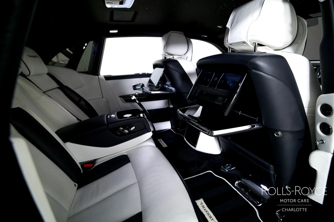 2018 Rolls-Royce Phantom VIII - Image 30 of 31