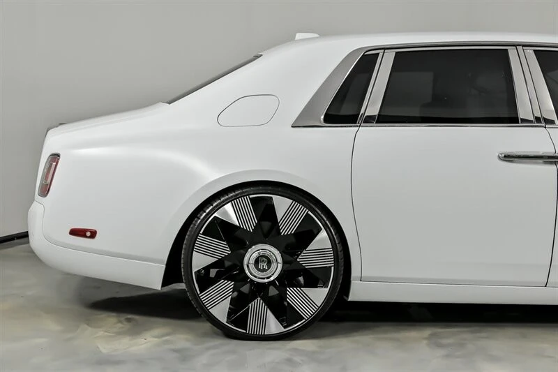 2018 Rolls-Royce Phantom VIII - Image 13 of 21