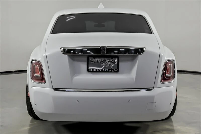 2018 Rolls-Royce Phantom VIII - Image 11 of 12