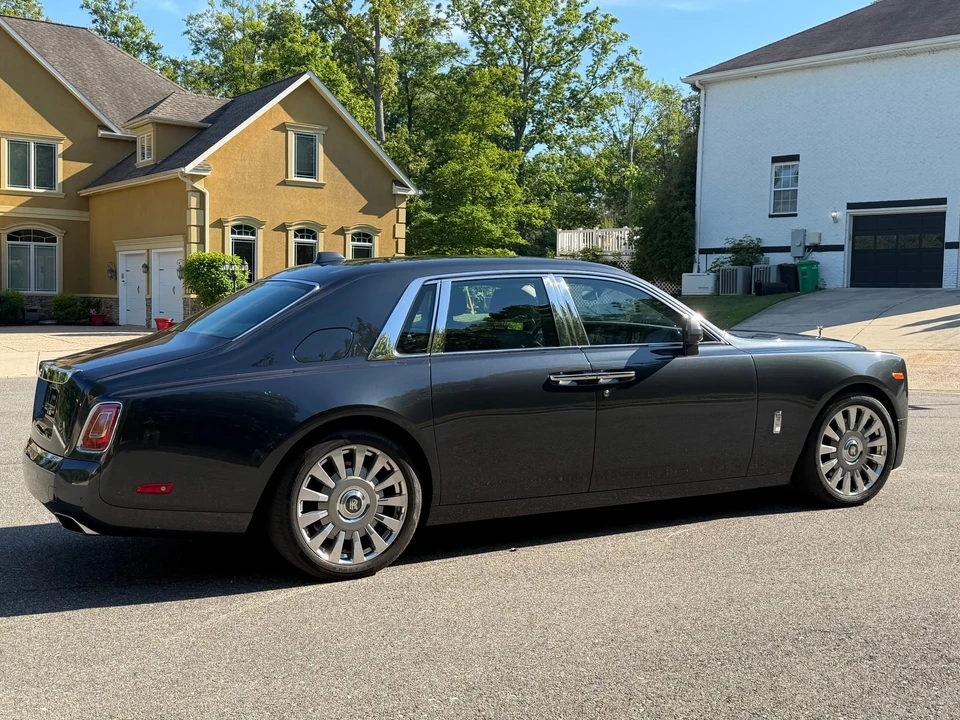 2018 Rolls-Royce Phantom VIII - Image 21 of 31