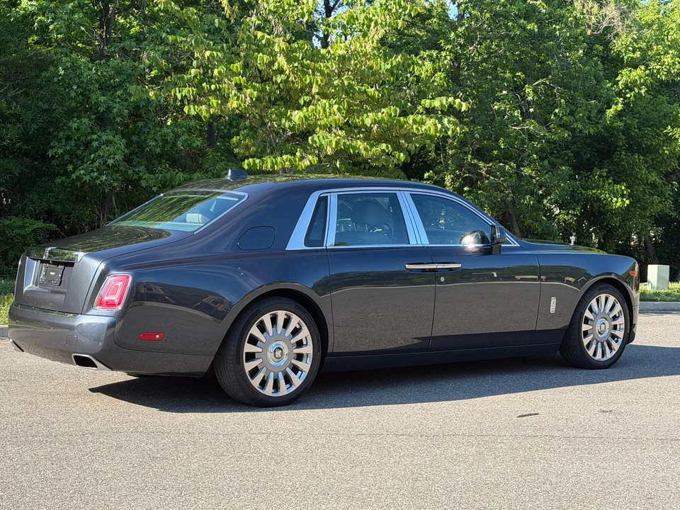 2018 Rolls-Royce Phantom VIII - Image 22 of 31