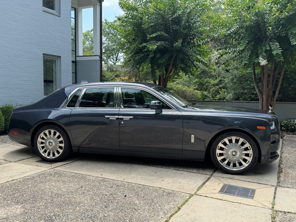 2018 Rolls-Royce Phantom VIII - Image 11 of 31