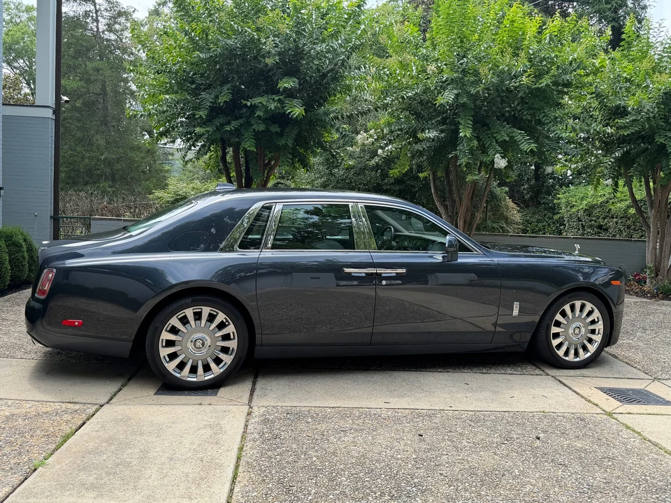 2018 Rolls-Royce Phantom VIII - Image 18 of 31