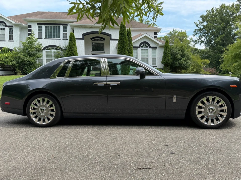 2018 Rolls-Royce Phantom VIII - Image 14 of 31