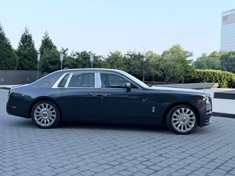 2018 Rolls-Royce Phantom VIII - Image 10 of 31