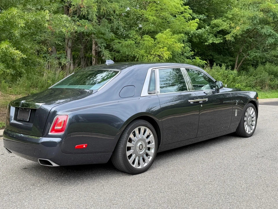 2018 Rolls-Royce Phantom VIII - Image 6 of 31