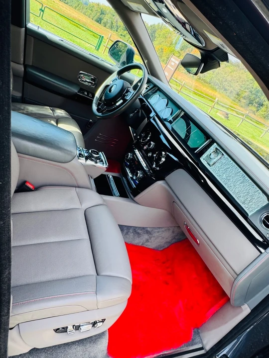 2018 Rolls-Royce Phantom - Image 22 of 31