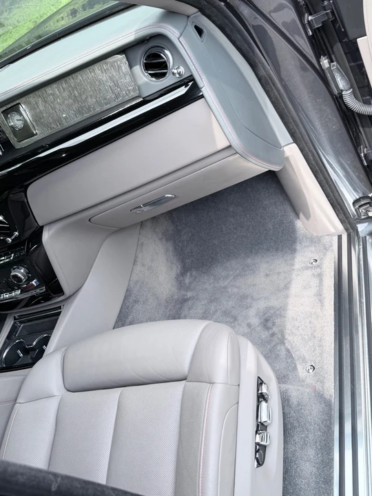 2018 Rolls-Royce Phantom VIII - Image 25 of 31