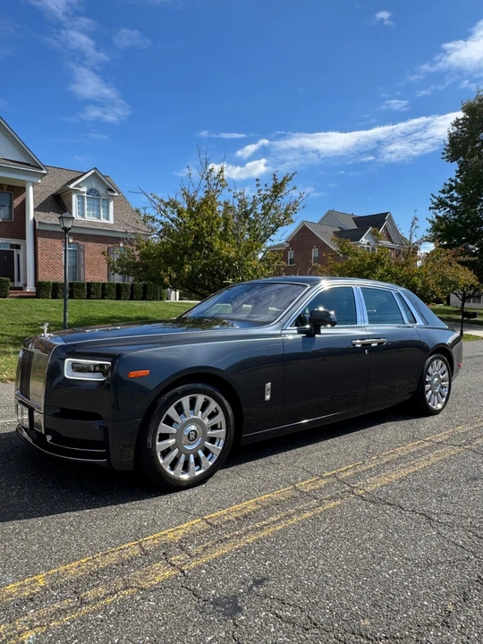 2018 Rolls-Royce Phantom VIII - Image 2 of 21