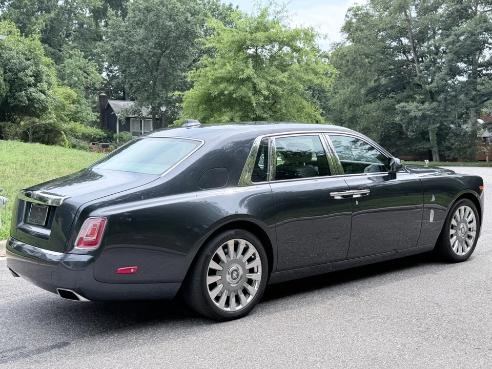 2018 Rolls-Royce Phantom VIII - Image 5 of 31