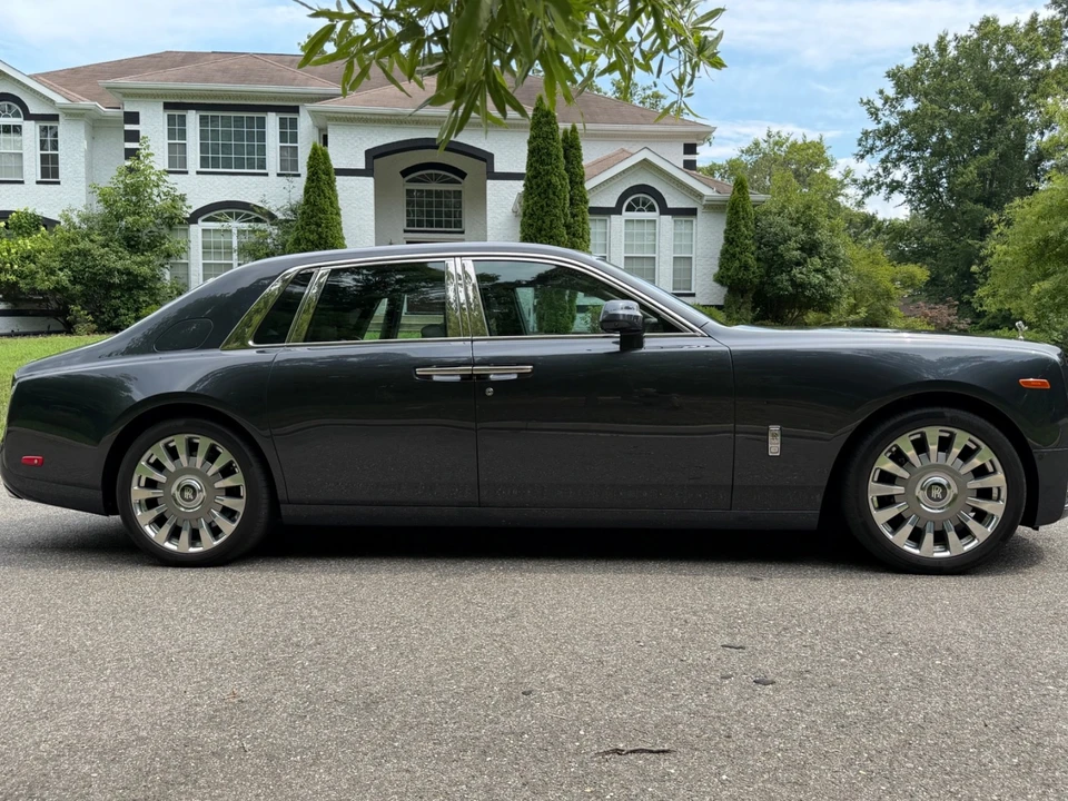 2018 Rolls-Royce Phantom VIII - Image 3 of 31