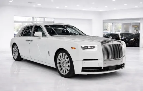 2018 Rolls-Royce Phantom