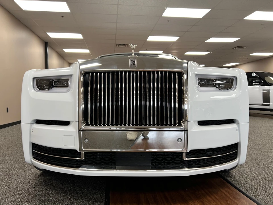 2018 Rolls-Royce Phantom VIII - Image 10 of 31