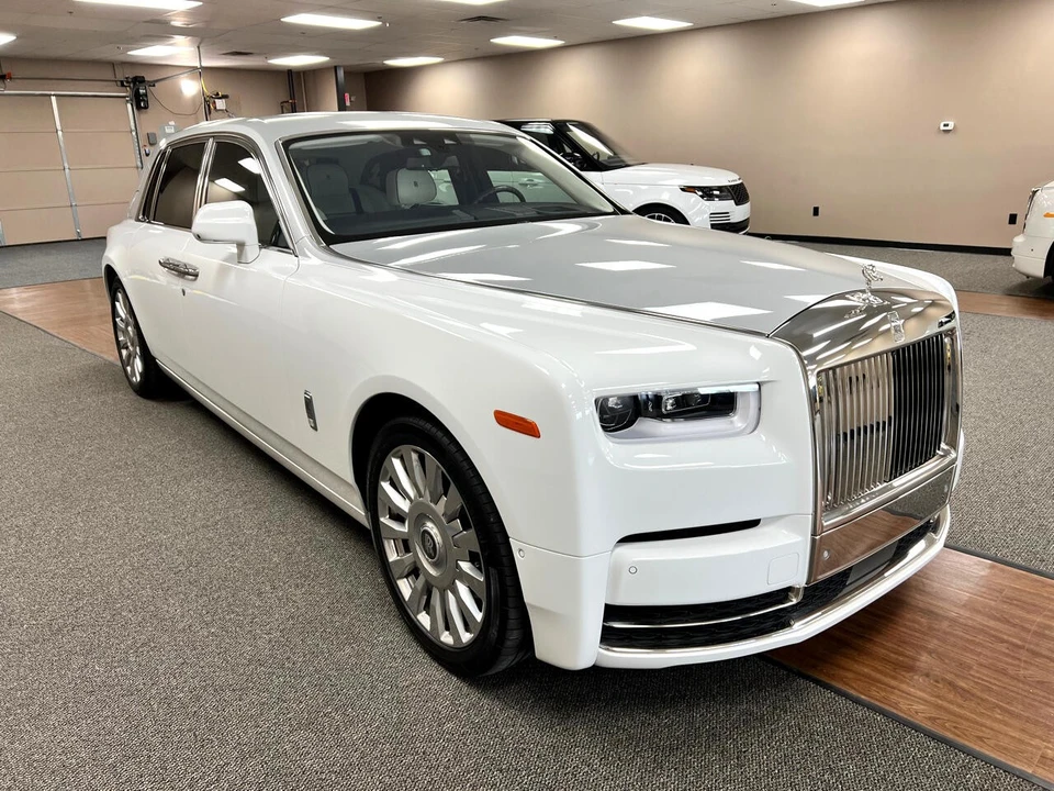2018 Rolls-Royce Phantom VIII - Image 17 of 31