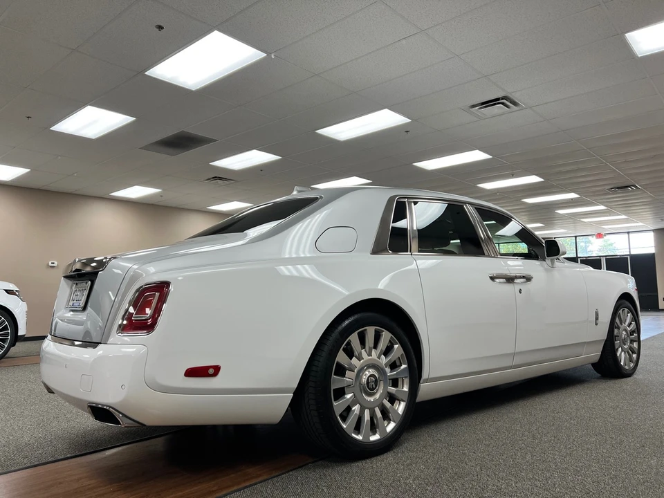 2018 Rolls-Royce Phantom VIII - Image 18 of 31