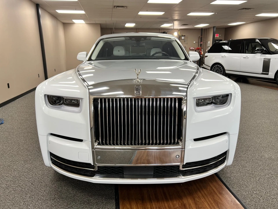 2018 Rolls-Royce Phantom VIII - Image 13 of 21