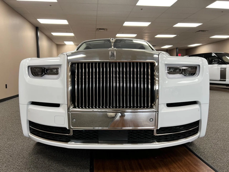 2018 Rolls-Royce Phantom VIII - Image 10 of 21