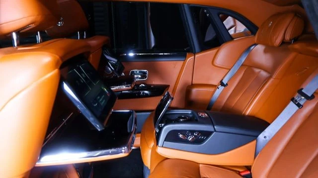 2018 Rolls-Royce Phantom VIII - Image 22 of 23