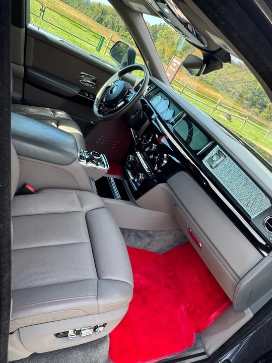 2018 Rolls-Royce Phantom VIII - Image 17 of 21