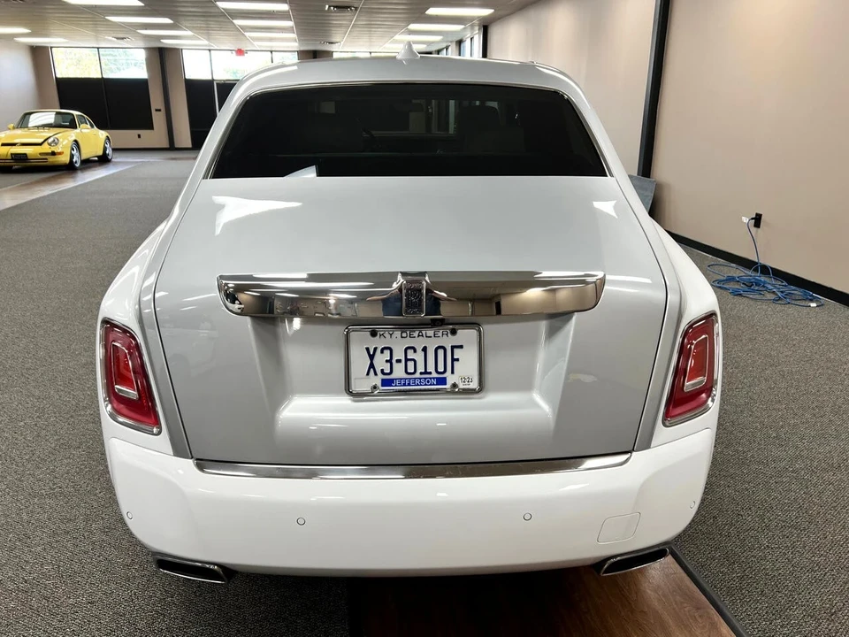 2018 Rolls-Royce Phantom VIII - Image 20 of 21