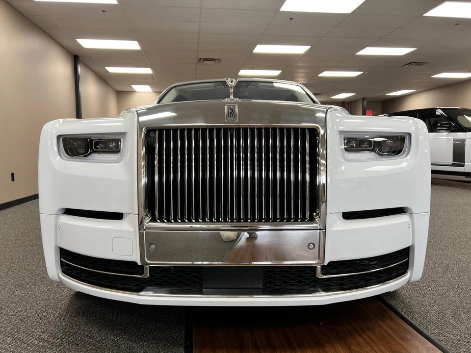 2018 Rolls-Royce Phantom VIII - Image 9 of 21