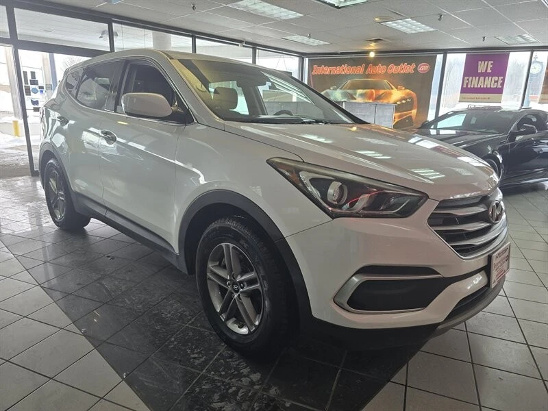 2018 Hyundai Santa Fe - Image 3 of 4