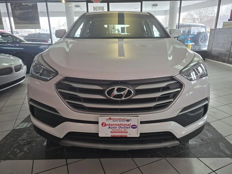 2018 Hyundai Santa Fe - Image 2 of 4